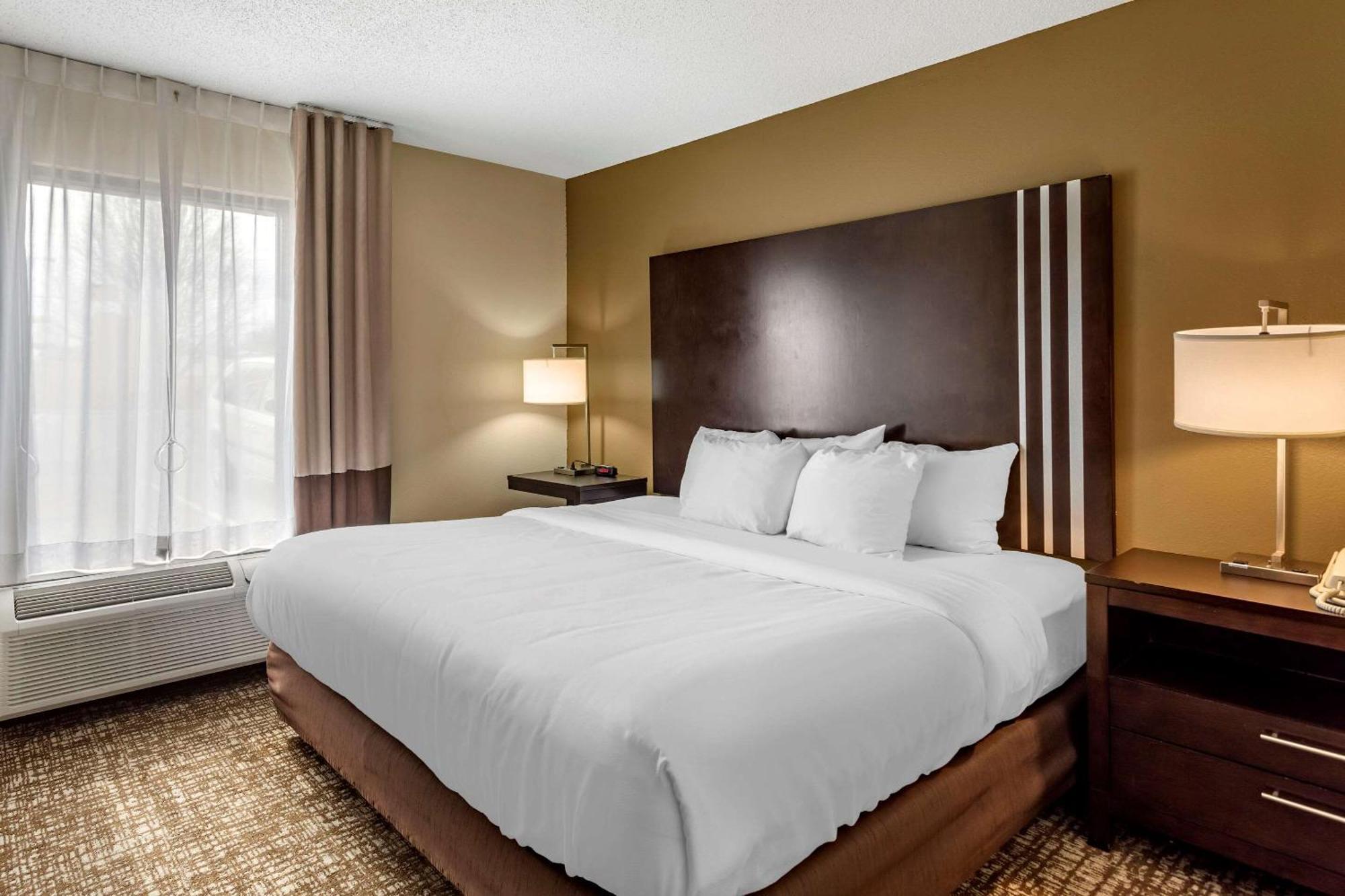 King Suite with Sitting Area